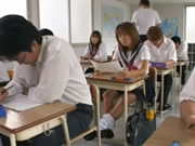 Japanse klaszeiler student cumshots