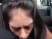 Indiase meisje geven Bj In auto