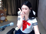 Koreaans meisje 18032406