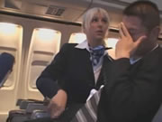 Handjob van Sexy Stewardess